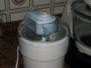 38996_104095869648492_2299427_n